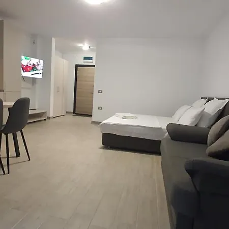 Alezzi Luxury Studio Acces Piscina Fitness Năvodari